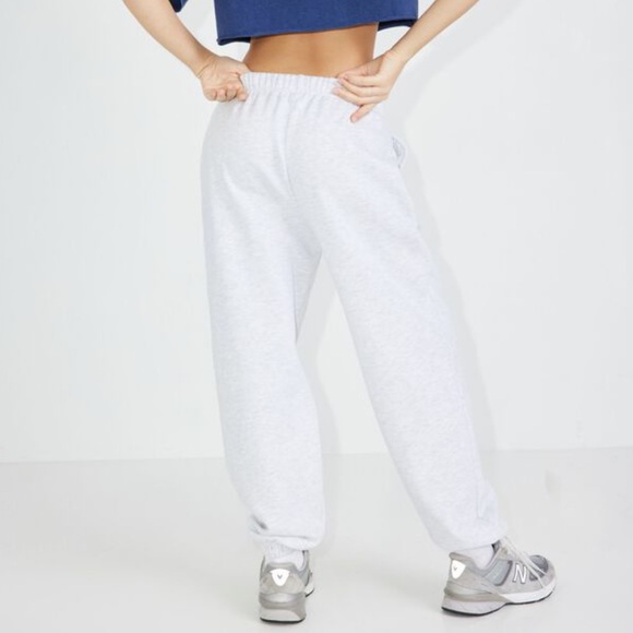 Grey boyfriend sweatpants - Picture 6 of 6